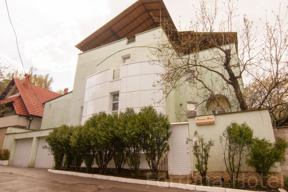Fortuna Hotel Kischinau Exterior foto